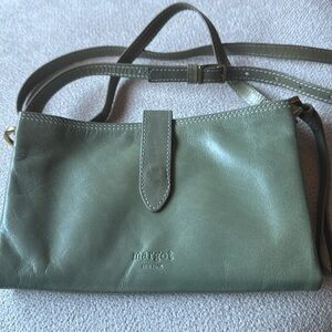 Margot leather crossbody bag